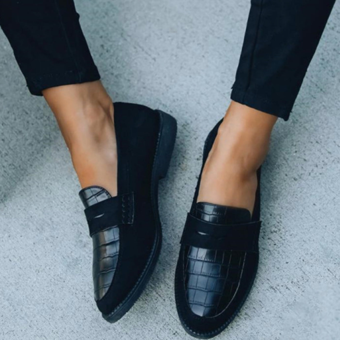 Luz Maria® | Women's low heel loafer shoes