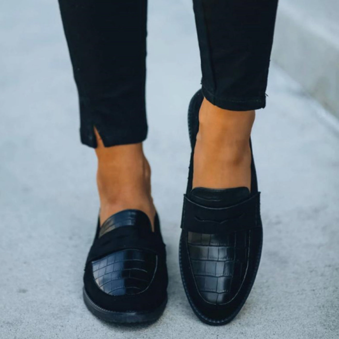 Luz Maria® | Women's low heel loafer shoes