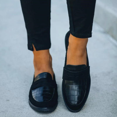 Luz Maria® | Women's low heel loafer shoes
