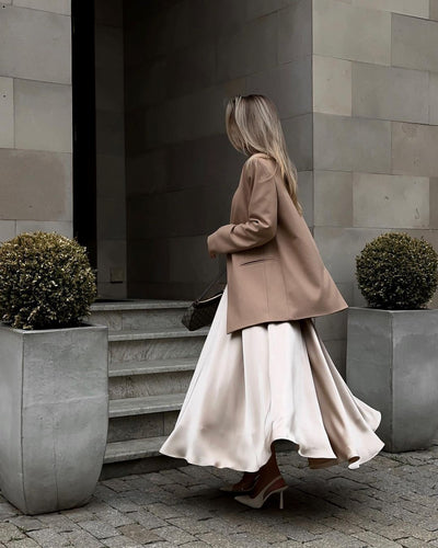 Paulina® | Long satin skirt with a high waist