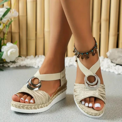 María® | Orthopedic Sandals With Tailored Support