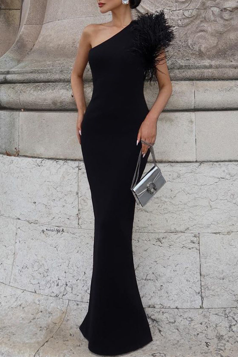 Quintina® | Elegant formal evening dresses with solid color feathers and slanted collar