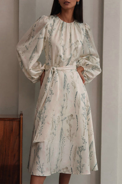 Beatriz® | Elegant dresses with floral frenulum and O-neck in A-line