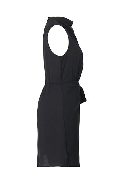 Aurora® | Elegant, sleeveless dresses with a fixed frenulum halterneck