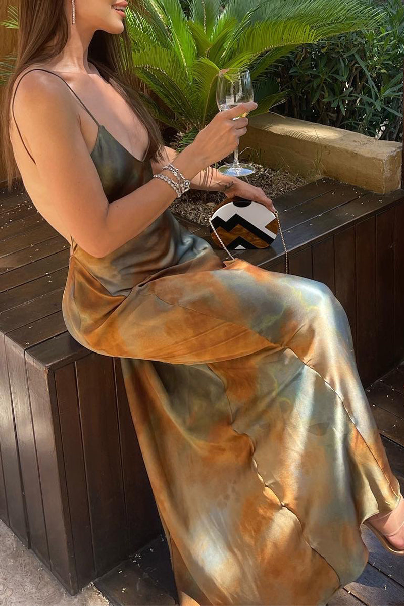 Cristina® | Sexy vintage dresses with gradual change, backless, contrast V-neck, one-tier skirt