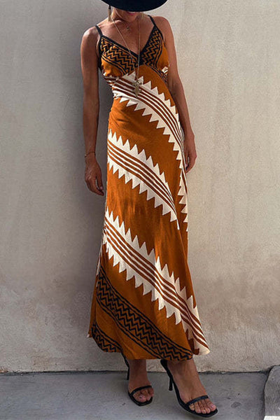 Caridad® | Bohemian holiday dresses with striped patchwork and V-neck