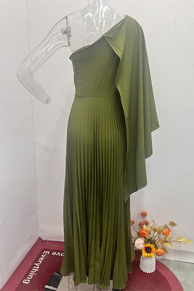 Ariadna® | Elegant, plain evening dresses with a slanted collar and pleated selvedge