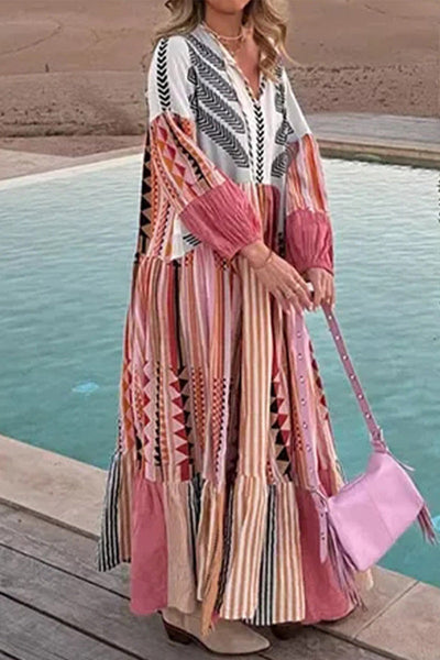 Azucena® | Casual dresses with geometric print and contrasting V-neck