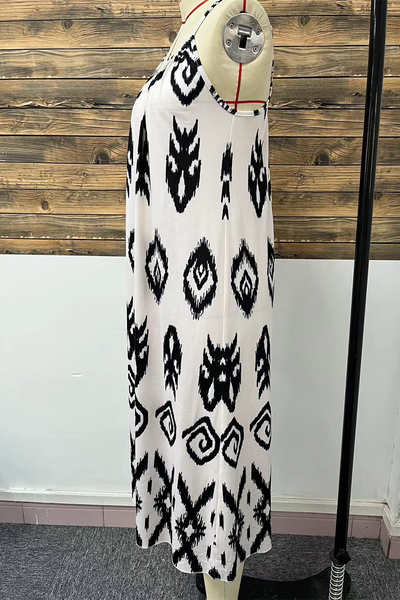 Marta® | Casual street dresses with geometric print and scoop neck