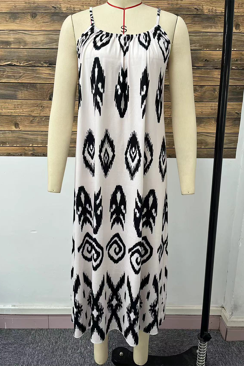 Marta® | Casual street dresses with geometric print and scoop neck