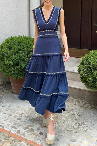 Linda® | Elegant solid color sleeveless patchwork dresses with fringe trim and V-neck