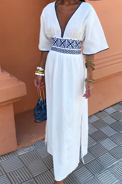 Ana® | Elegant A-line dresses with slit and V-neck and geometric print