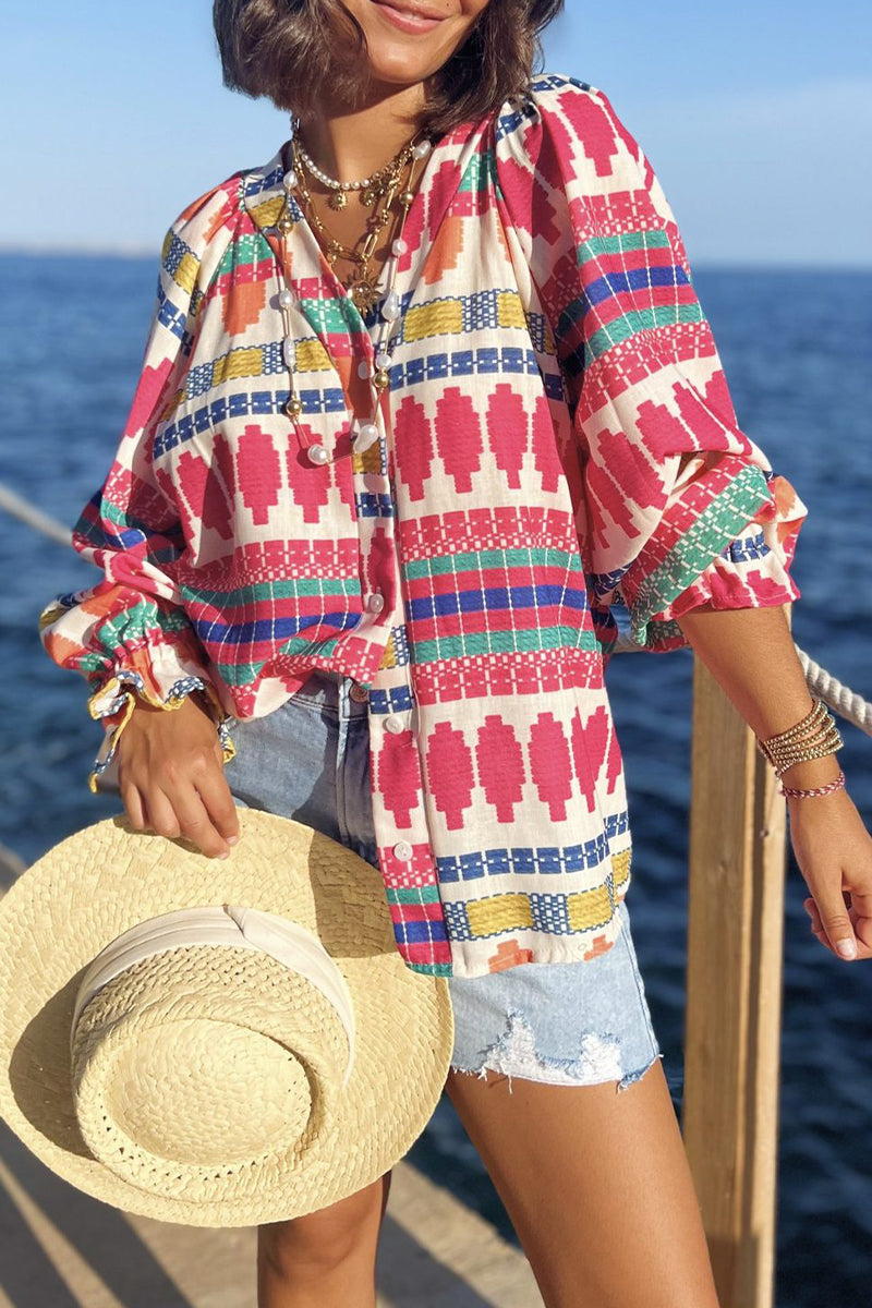Amelia® | Casual holiday blouses with geometric print and buttons and V-neck