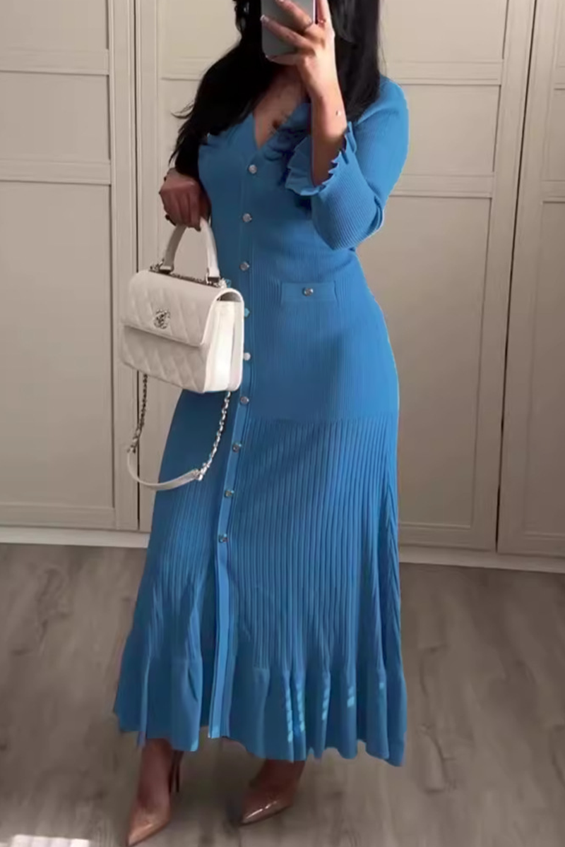 Amanda® | Elegant solid color dresses with buckle pattern and V-neck A-line