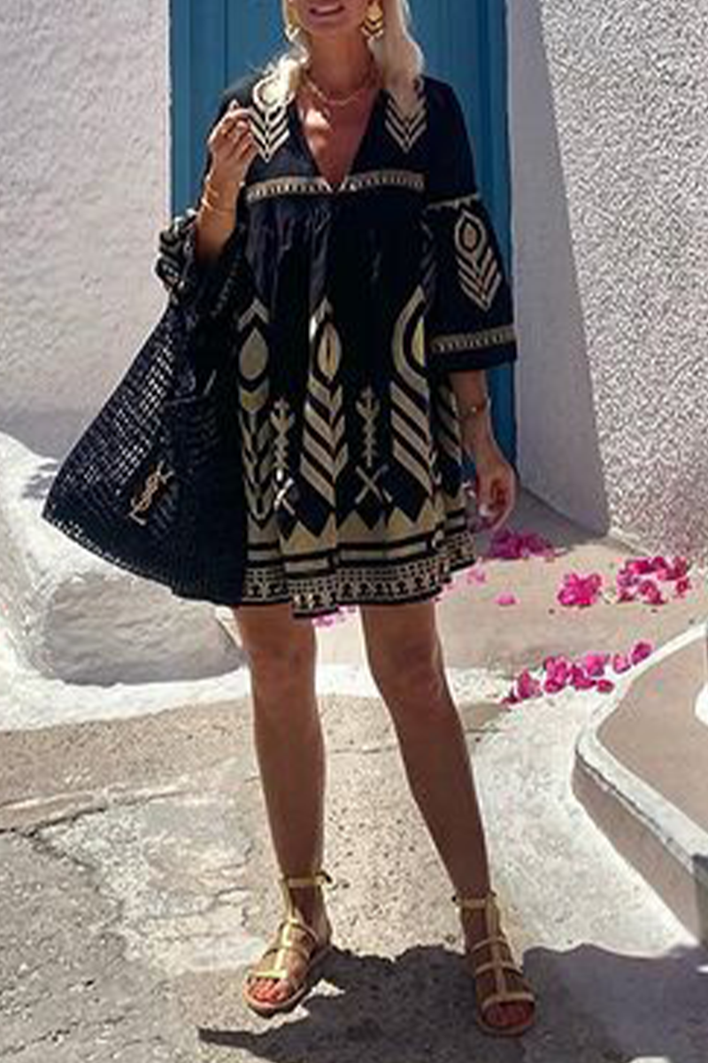 Daisy® | Casual A-line dresses with geometric print and V-neck