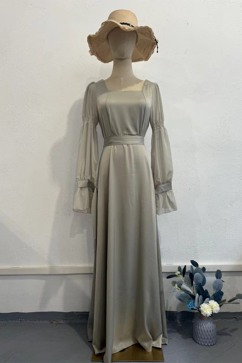 Ivy® | Elegant solid color evening dresses with lace-up and square neckline of celebrities