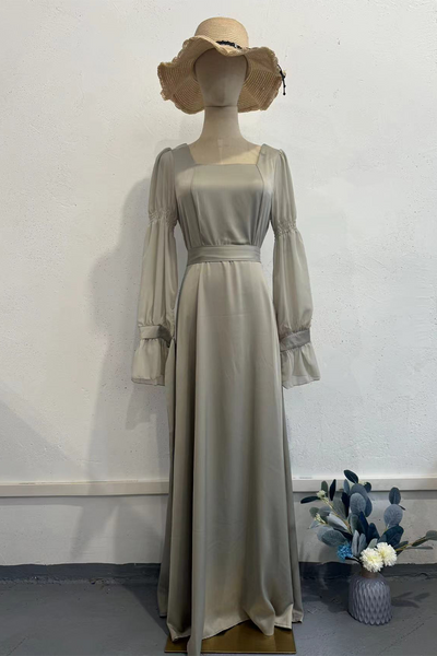 Ivy® | Elegant solid color evening dresses with lace-up and square neckline of celebrities