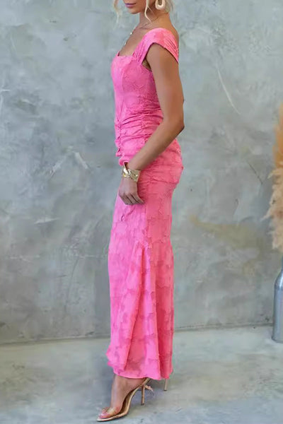 Hespera® | Elegant fishtail dresses with solid color texture and square neckline