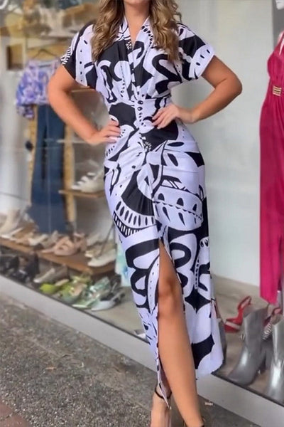 Alondra® | Casual street dresses with geometric print with slit, V-neck and one-tier skirt