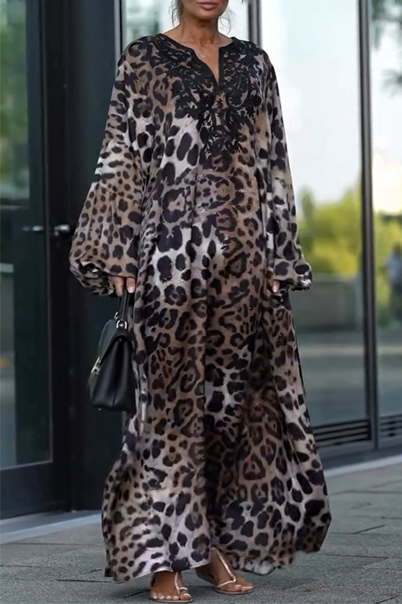 Fatima® | Casual long dresses with leopard patchwork and V-neck