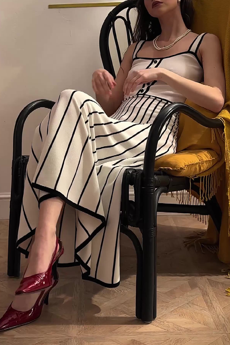 Samanta® | Sexy sling dresses with a striped pattern and a contrasting square neckline