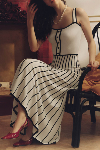 Samanta® | Sexy sling dresses with a striped pattern and a contrasting square neckline