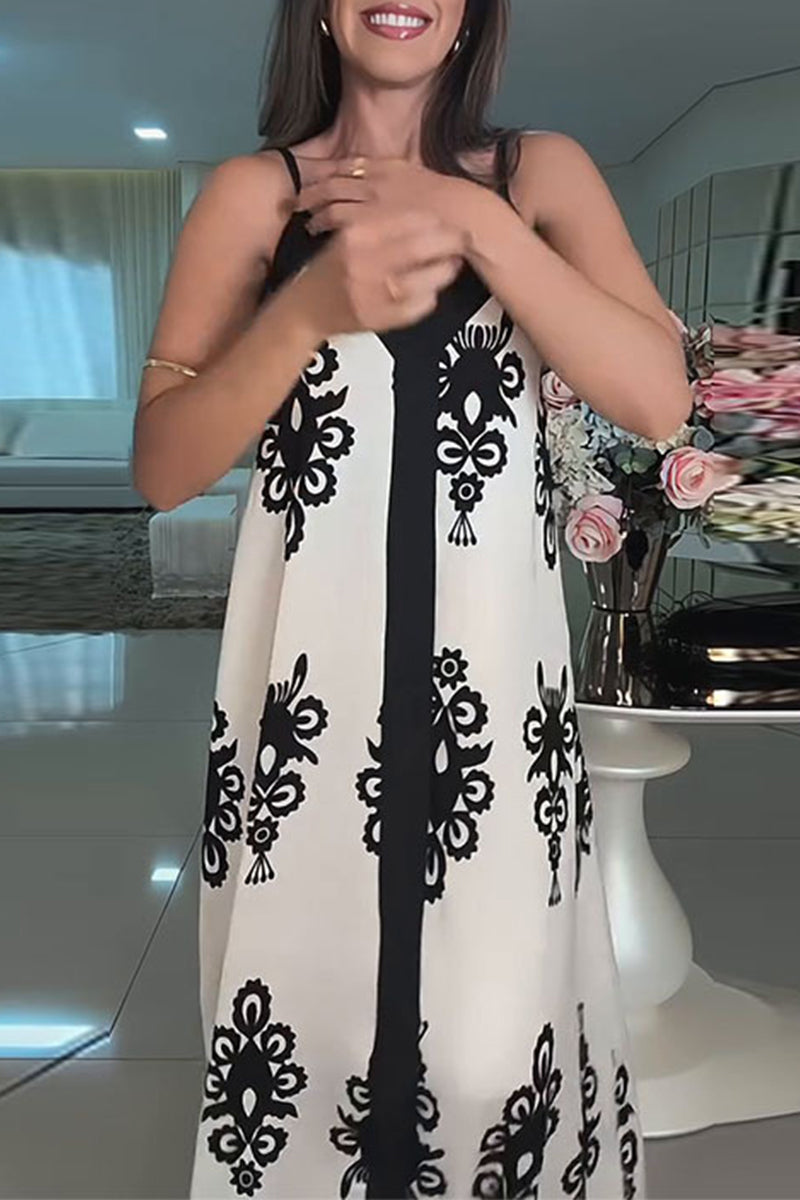 Manuela® | Sexy holiday dresses with geometric print and contrast V-neck