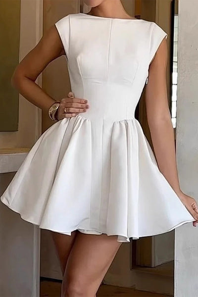 Ursula® | Sexy backless princess dresses with lacing and O-neck