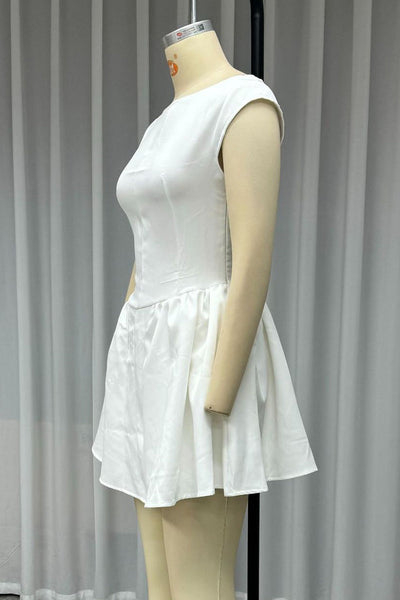Ursula® | Sexy backless princess dresses with lacing and O-neck