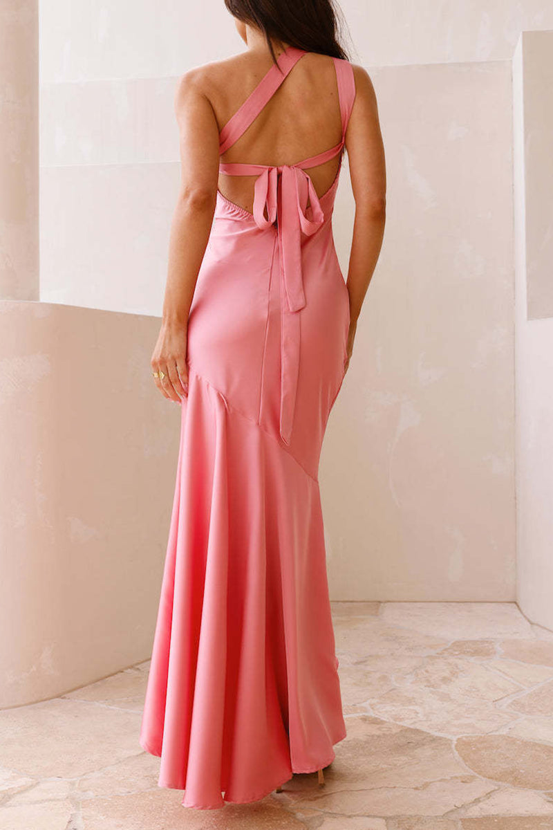Milagros® | Elegant long dresses with ruffles and slanted shoulders