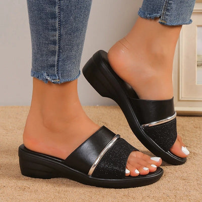 Prabha® | Comfortable And Sparkling Sandals