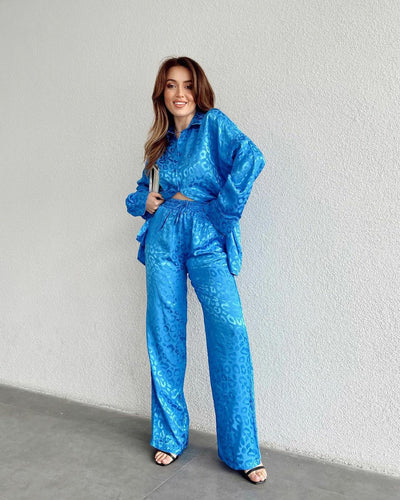 Amalia® | Leopard print satin shirt and pants set