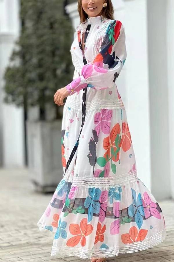 Madelyn® | Single-breasted, long-sleeved maxi dress with floral print and lace inserts