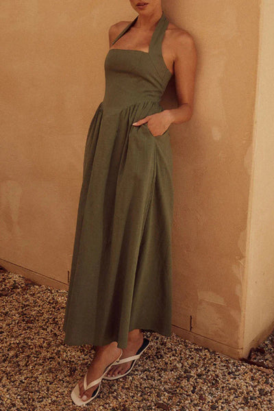 Yolaina® | Sexy plain sleeveless dresses with pocket pleats and halterneck