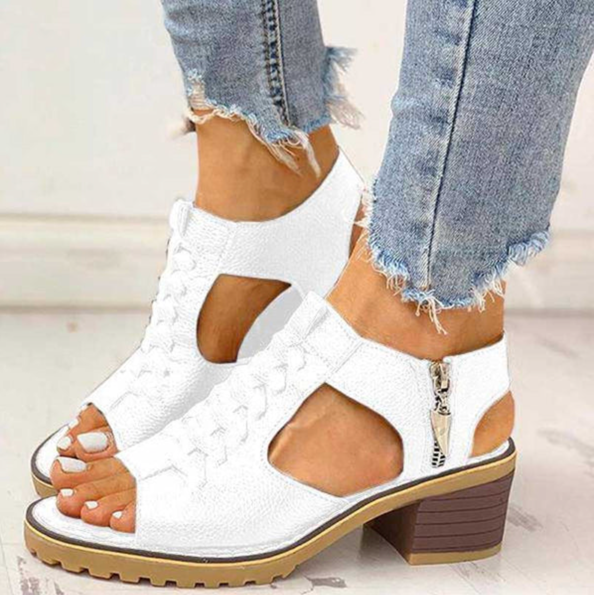 Gloria® | Classic Round Toe Sandals