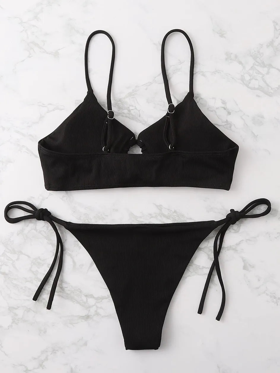Verónica® | Effortless and trendy   bikinis