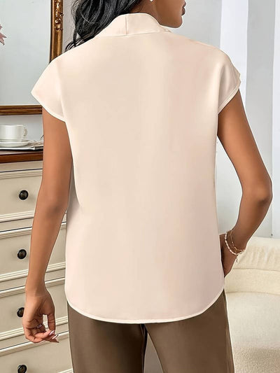 Esperanza® | Elegant Blouse With A V-Neck