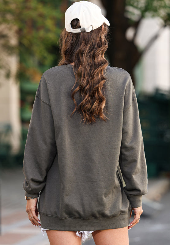 Amelie® | Long sleeve crew neck sweatshirt with letter graphic