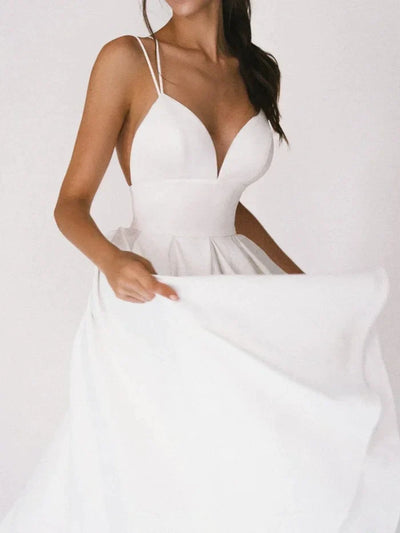 Macarena® | Elegant Dress With V-Neck And Straps