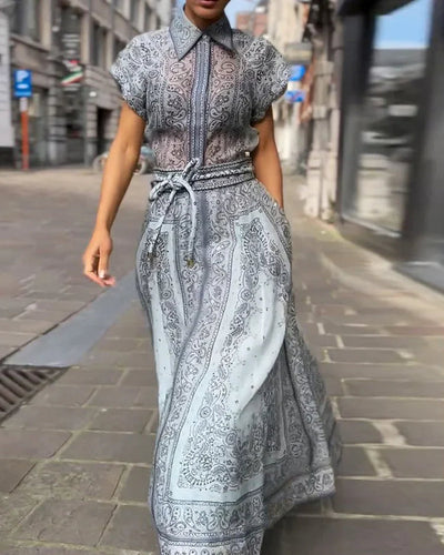 Scarlett® | Impera printed blouse and falda set