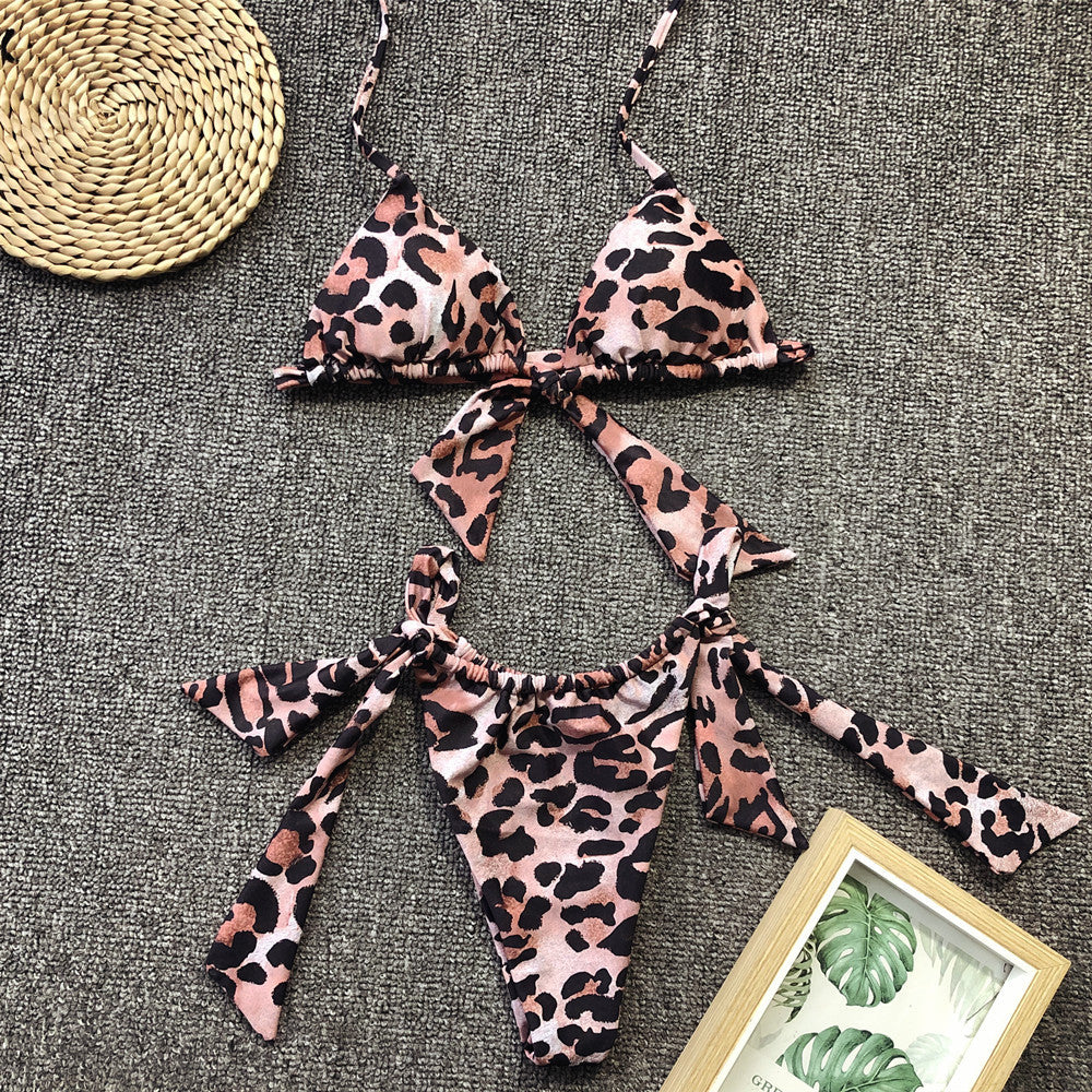 Isabella® | Elegant and casual summer bikini