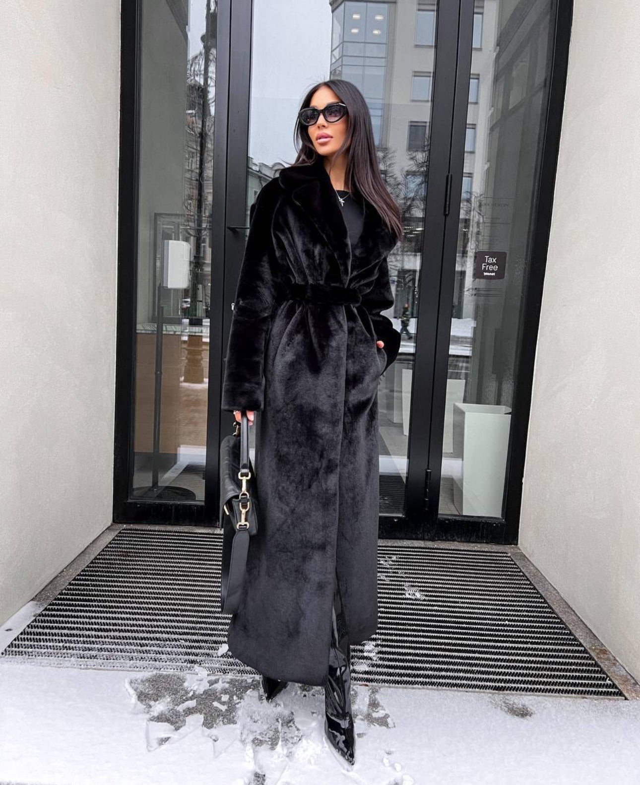 Liliana® | Luxurious, ecological fur coat with satin lining