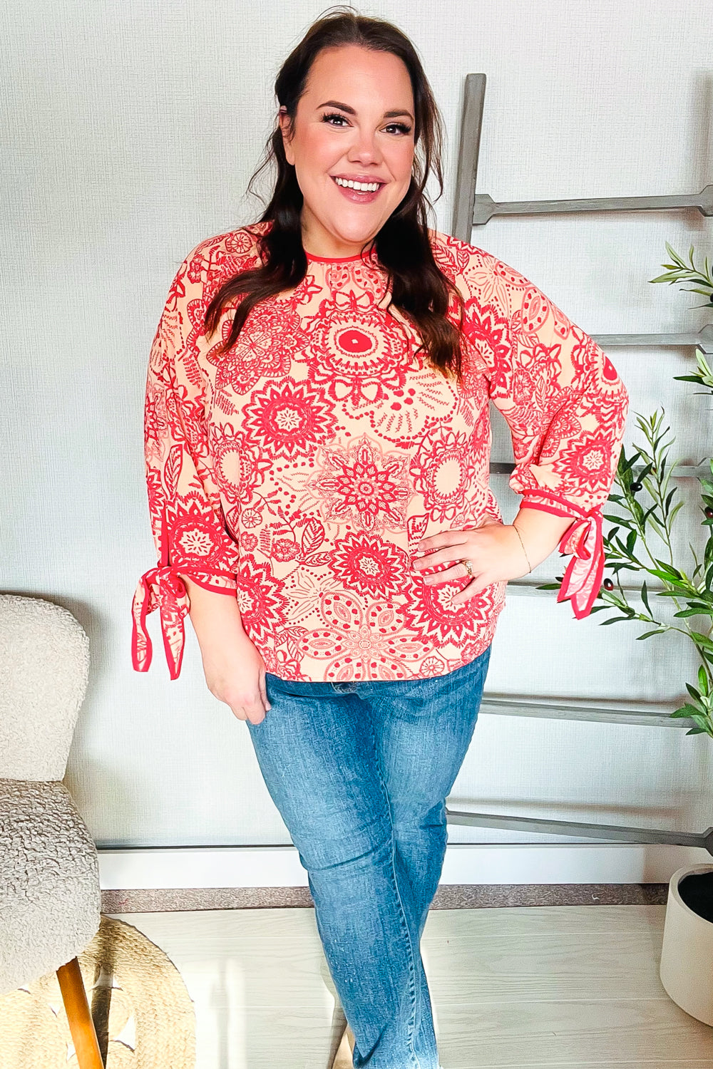 Macarena® | Long sleeve top with bow tie and contrast floral print in red and coral