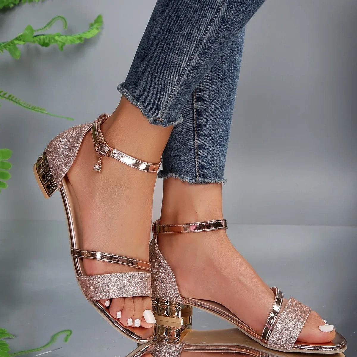 Noelia® | Sandals