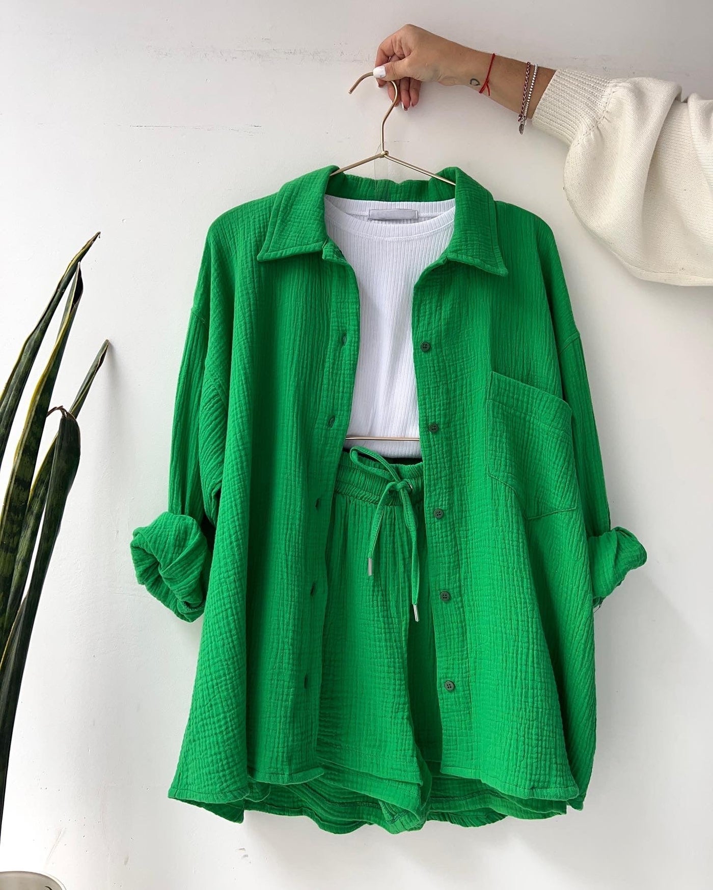Amparo® | Fresh shirt and shorts set