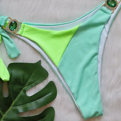 Beatriz® | Modern and versatile   bikini