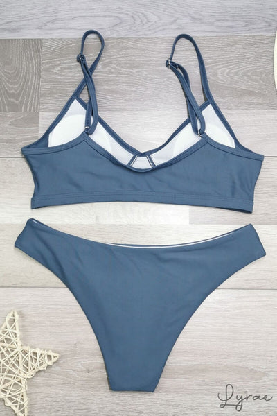 Ema® | Push-up bikini with top and delta wing thong