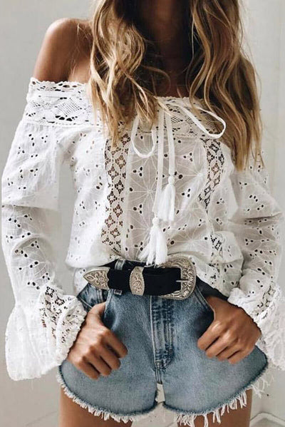 Carina® | Shoulder to shoulder lace blouse