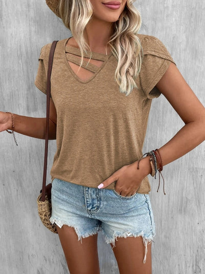 Ariana® | Asymmetrical T-shirt with petal sleeves