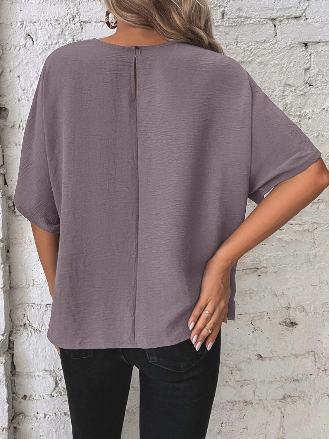 Alejandra® | Knotted, mid-length blouse with a round neckline